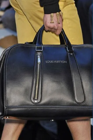 Look 25